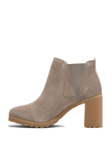 Leather Chelsea Boots