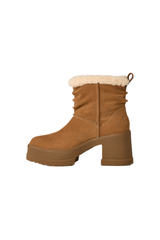 Chunky Platform Pull On Boots